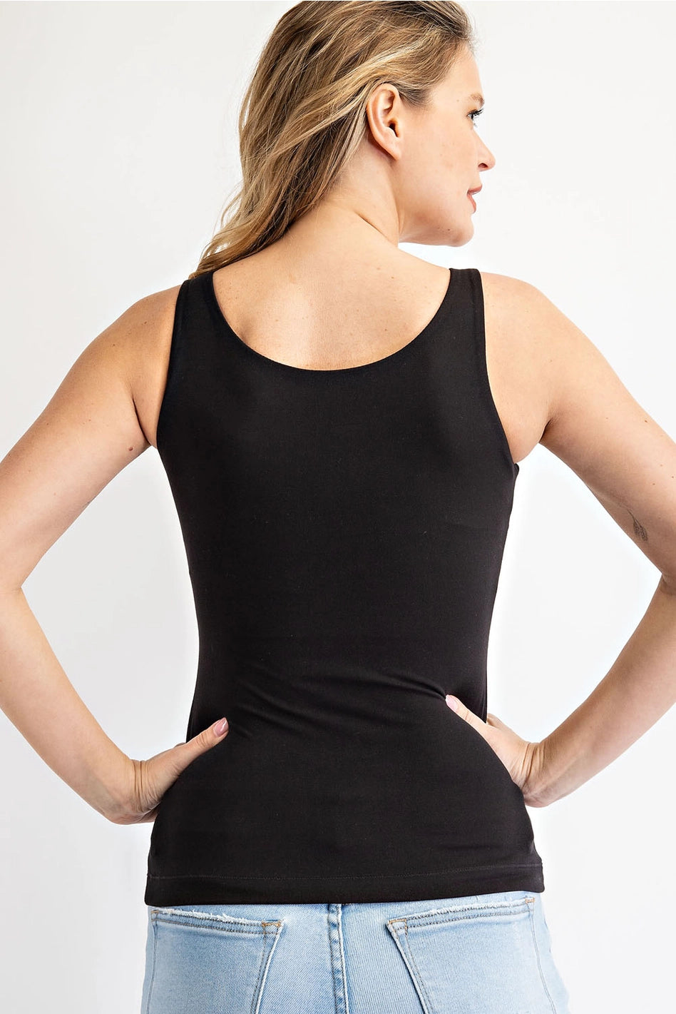 Essential Scoop Tank